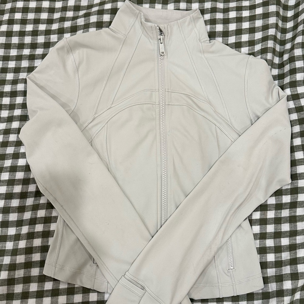 Lululemon Nuly Define Cropped Jacket (Size 6)